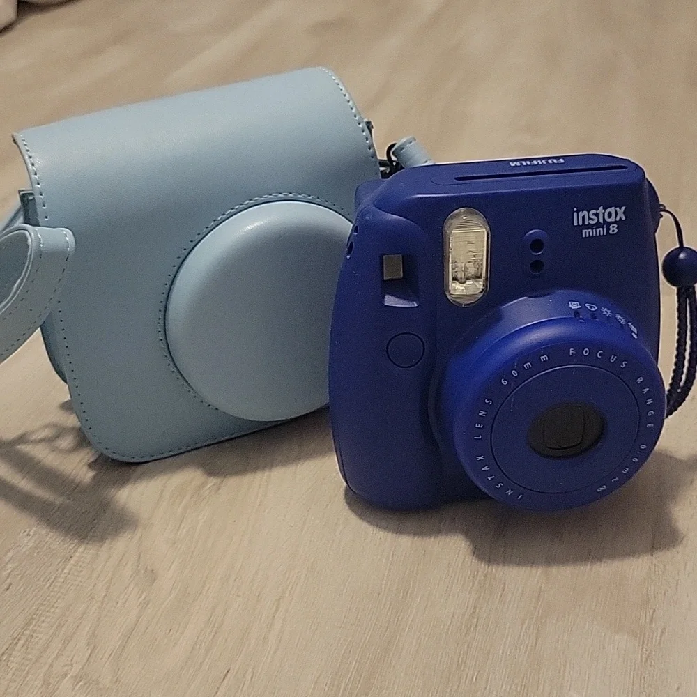 Instax mini 8 camera